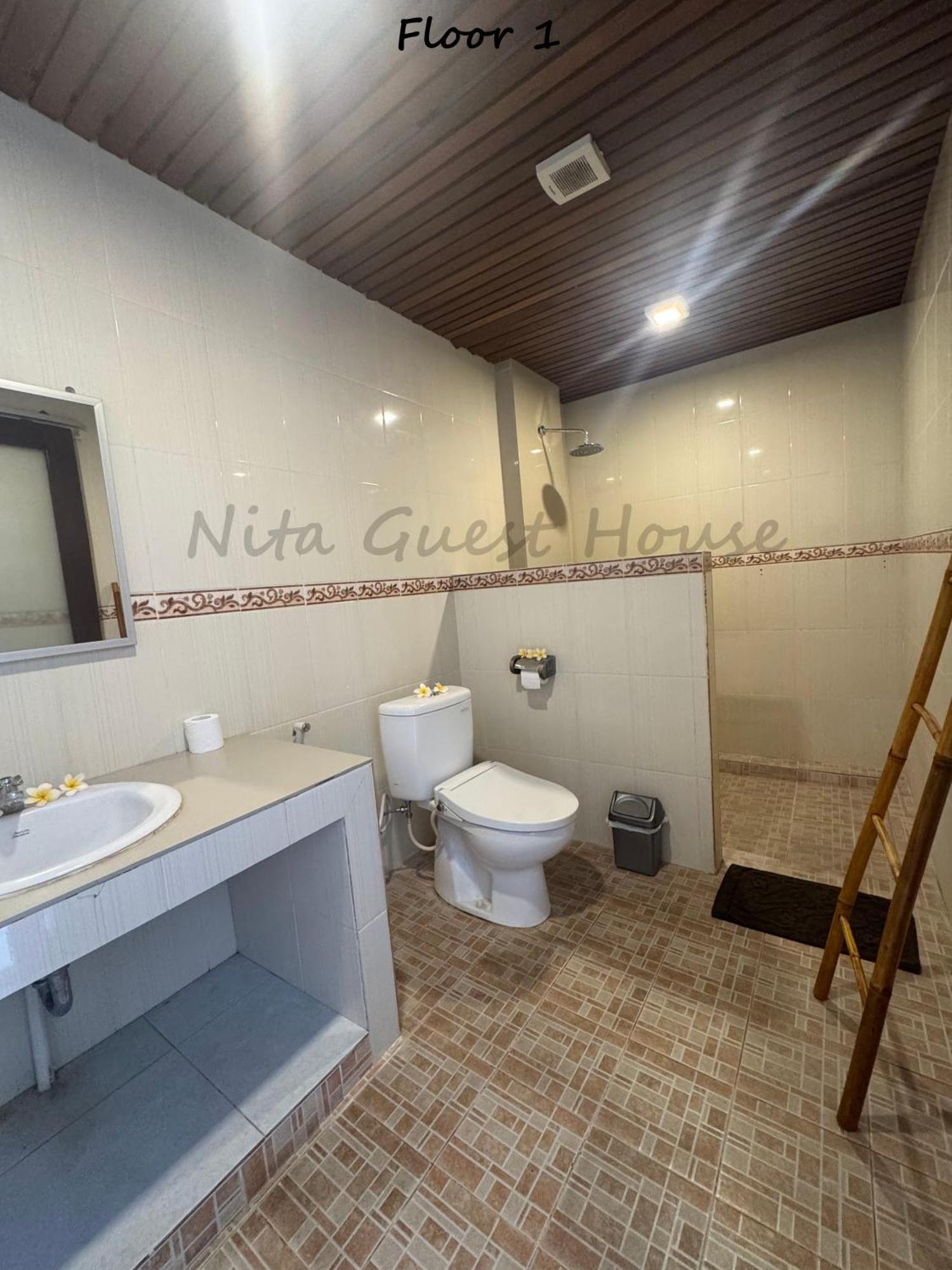 Nita Guest House Bali チャングー エクステリア 写真